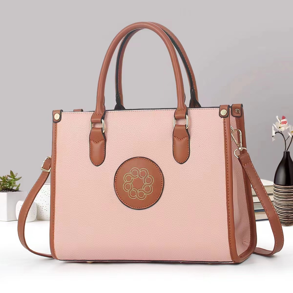 Korean-style Elegant Womens Casual Tote Handbag