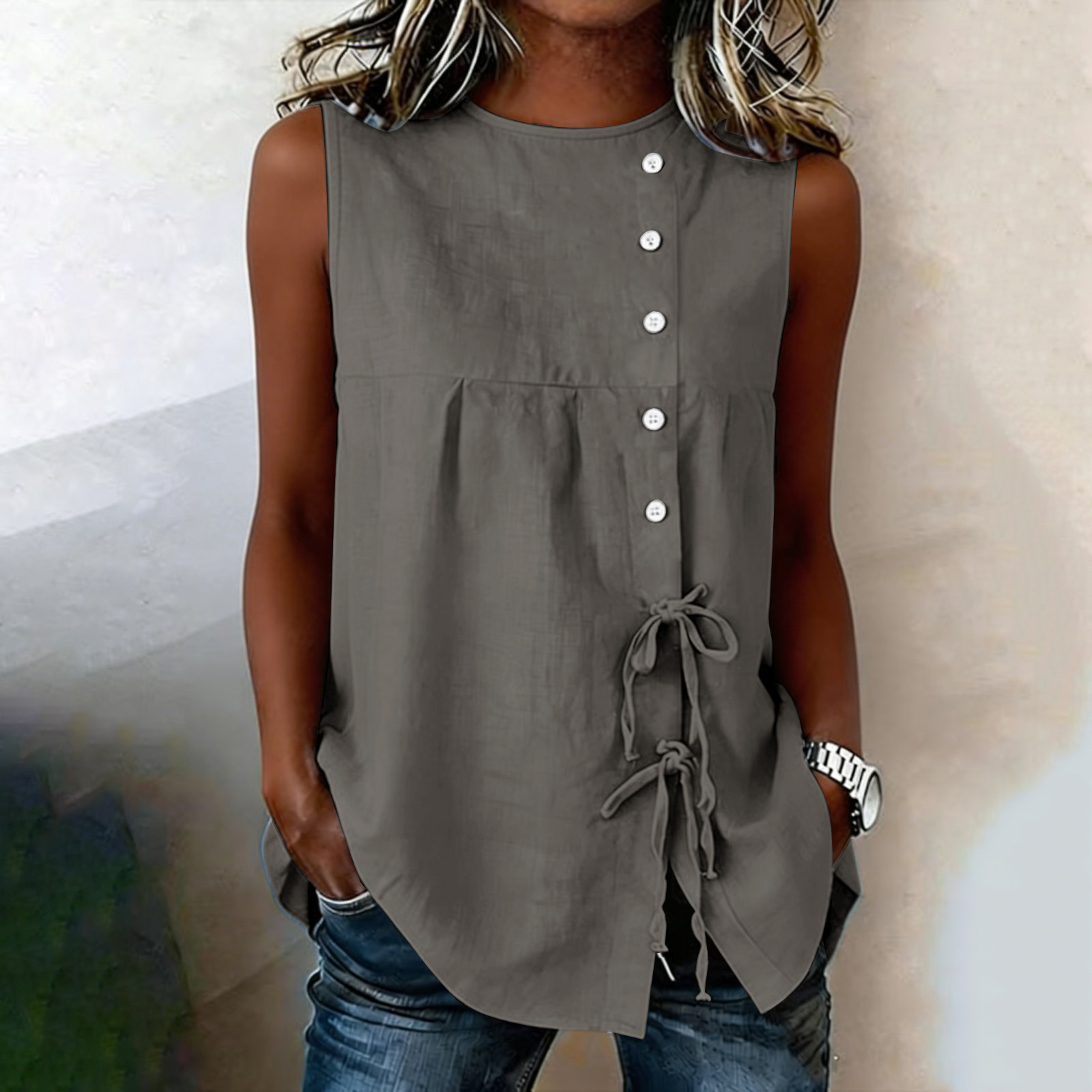Loose-fit Sleeveless Shirt Blouse