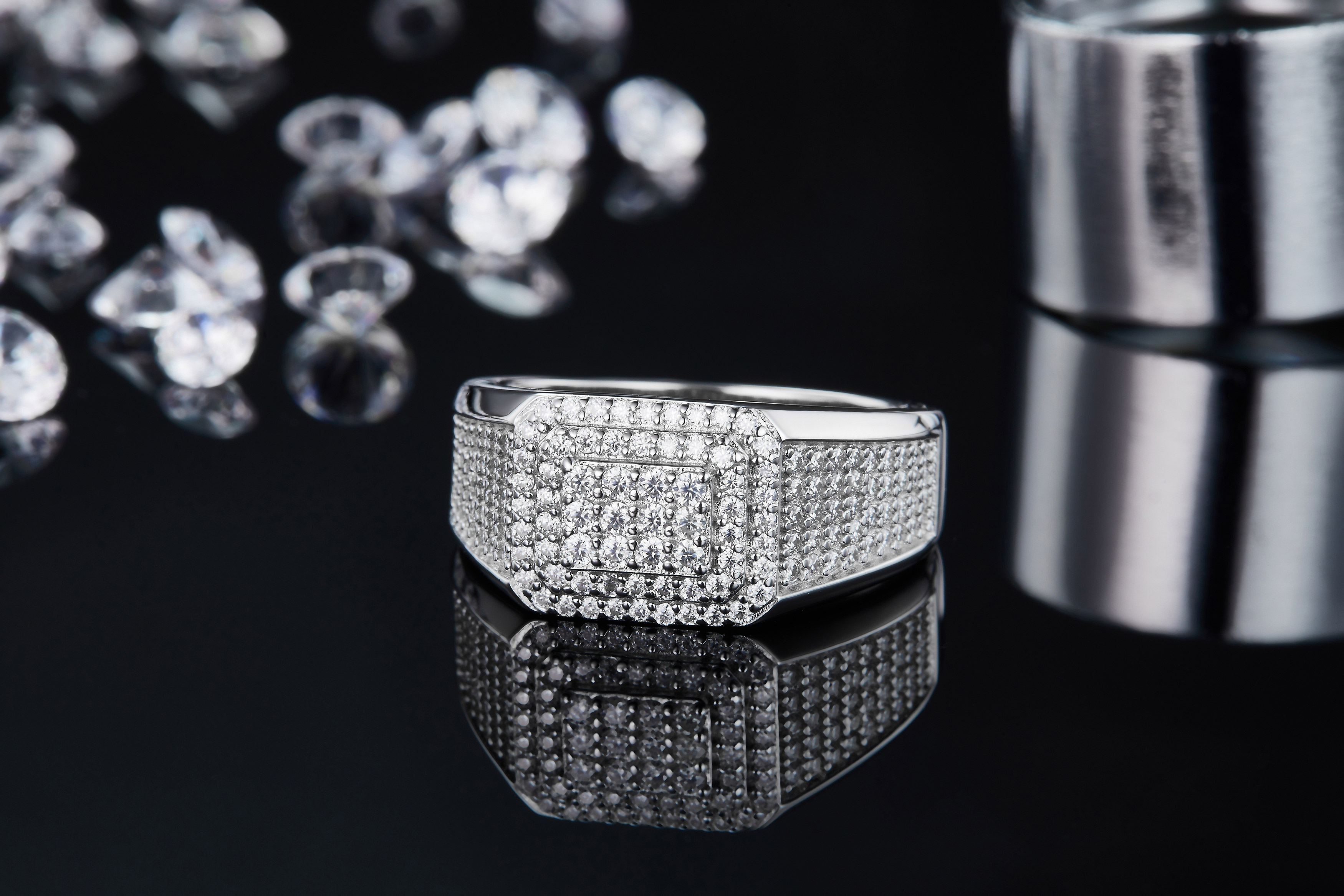 Men's Luxury And Fashionable Light Luxury Jewelry Silver Ring Silver-plated Platinum Set