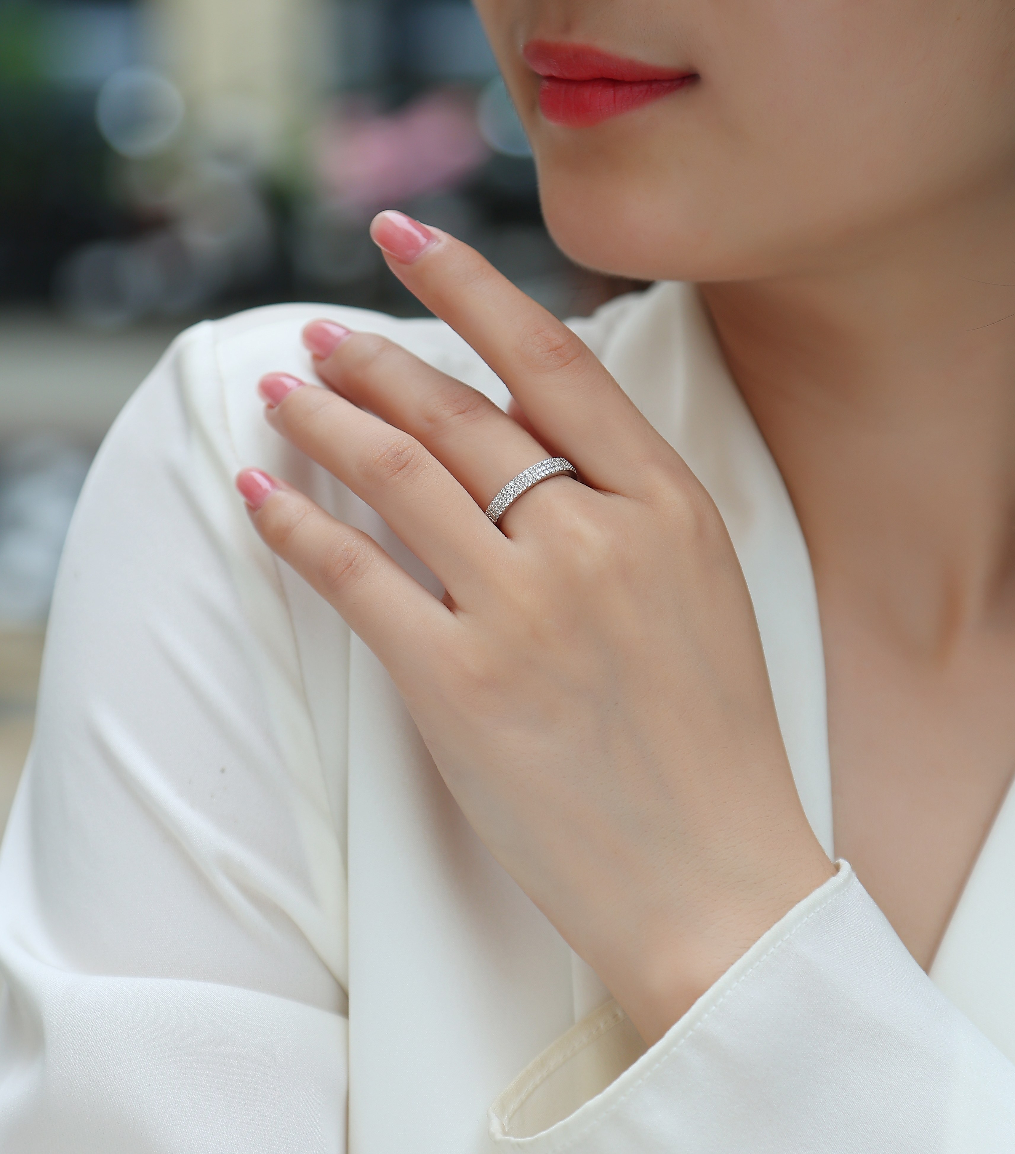 Moon Shadow Romance - A Wedding Ring Set With Top-quality Moissanite Silver And