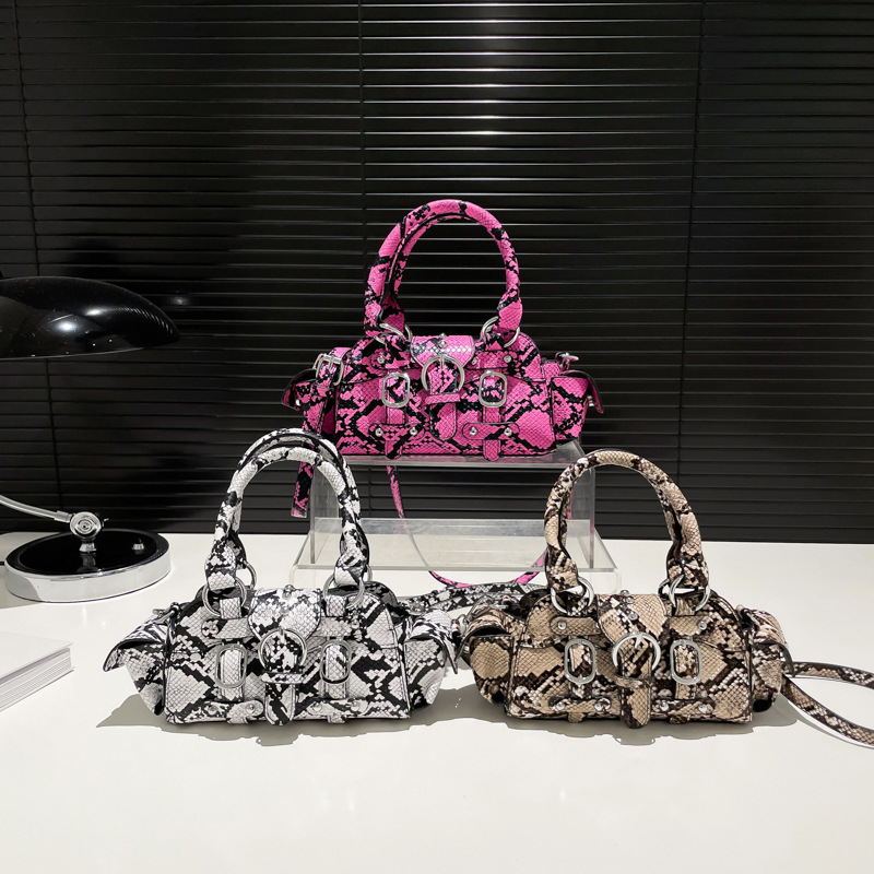 New European And American Fashion Snake-pattern Handbag
