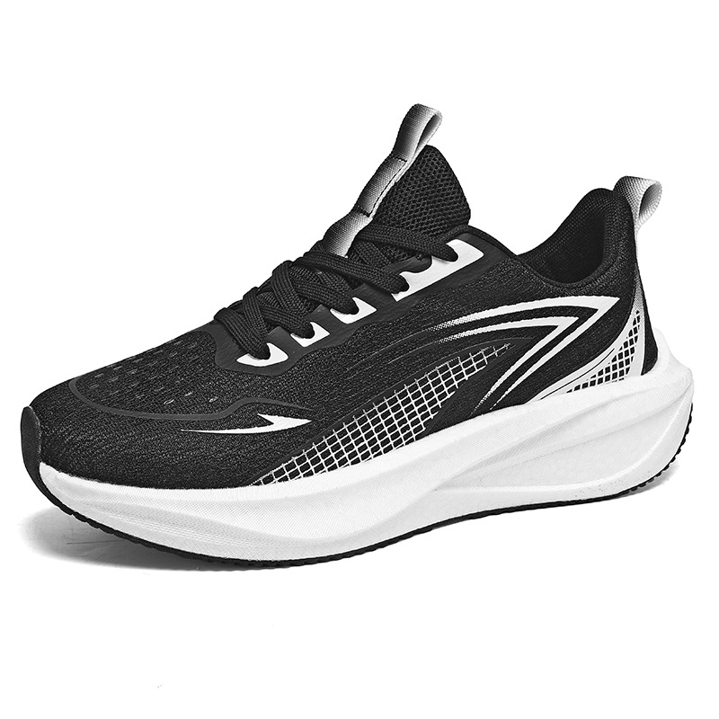 New Spring Collection Of Men's Running Shoes, Versatile Athletic Shoes, And Summer Mesh