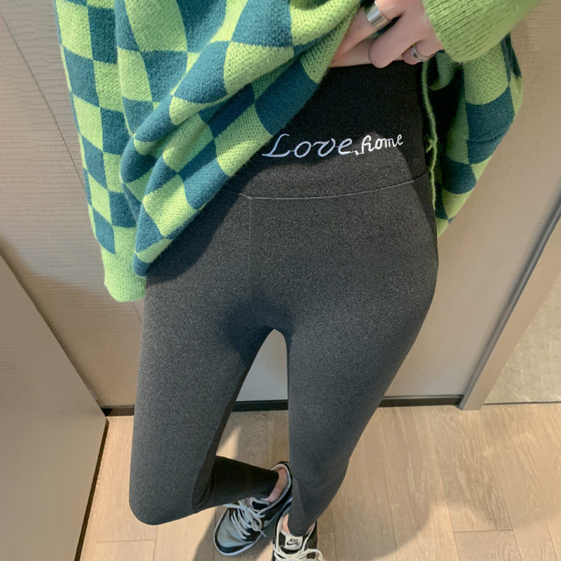 Neue dünne, nahtlose Unterschicht-Leggings für Damen im Frühling und Herbst