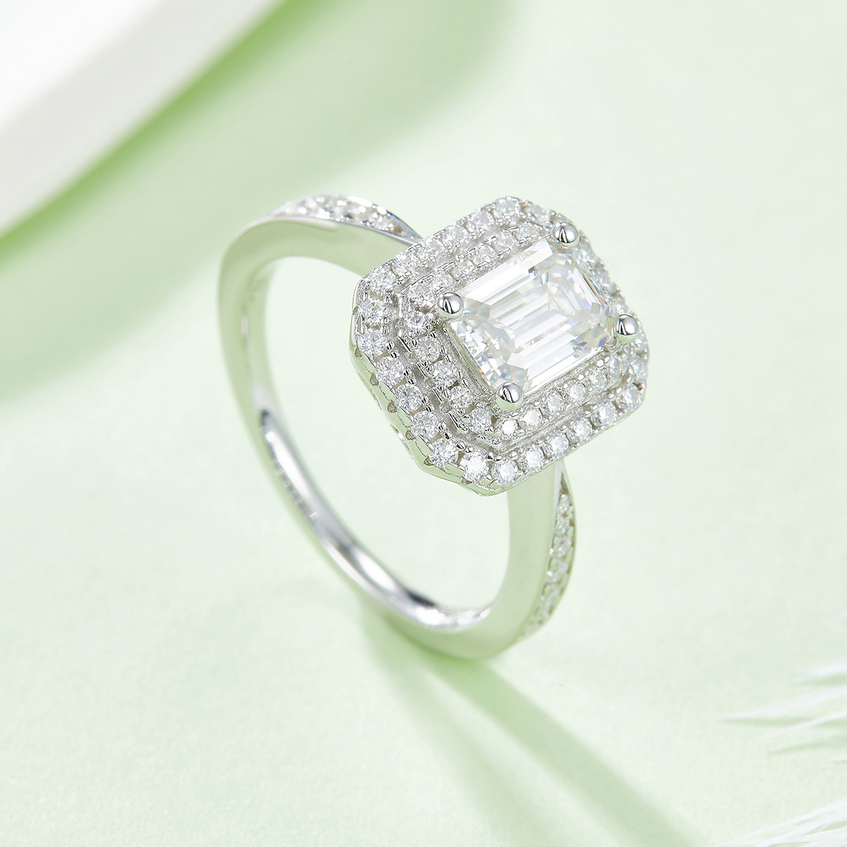 Octagonal Moissanite Set With Top-quality Moissanite Luxury And Fashionable Light Luxury