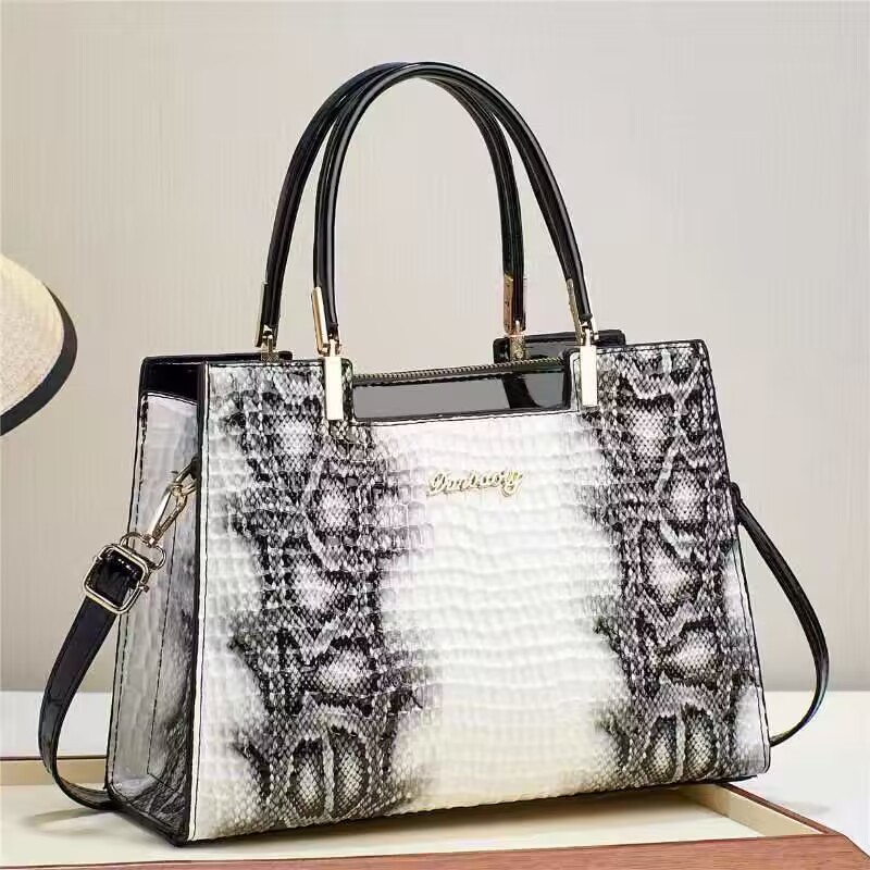 One-shoulder Portable Messenger Bag Is Popular 's Large Bags Women This Year