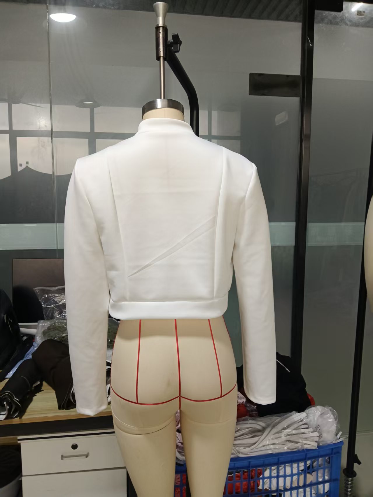 Open-front Amazon Short Jacket, New Style, Buttoned, Suitable For Commuting, MU Brand