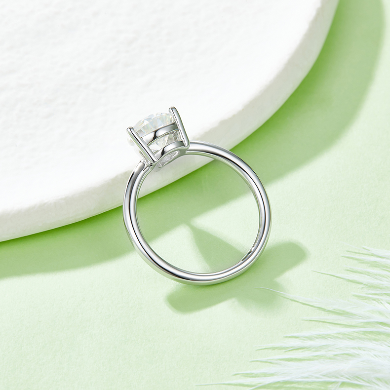 Pear-shaped Moissanite Set With Top-quality Moissanite Luxury And Fashionable Light Luxury