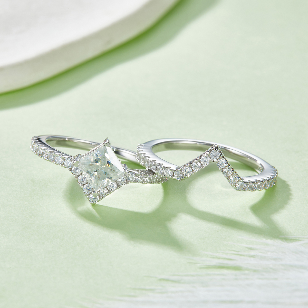 Juego de anillos de compromiso de moissanita de talla princesa, plata, 1 quilate, Color D, alianza de boda VVS1 con