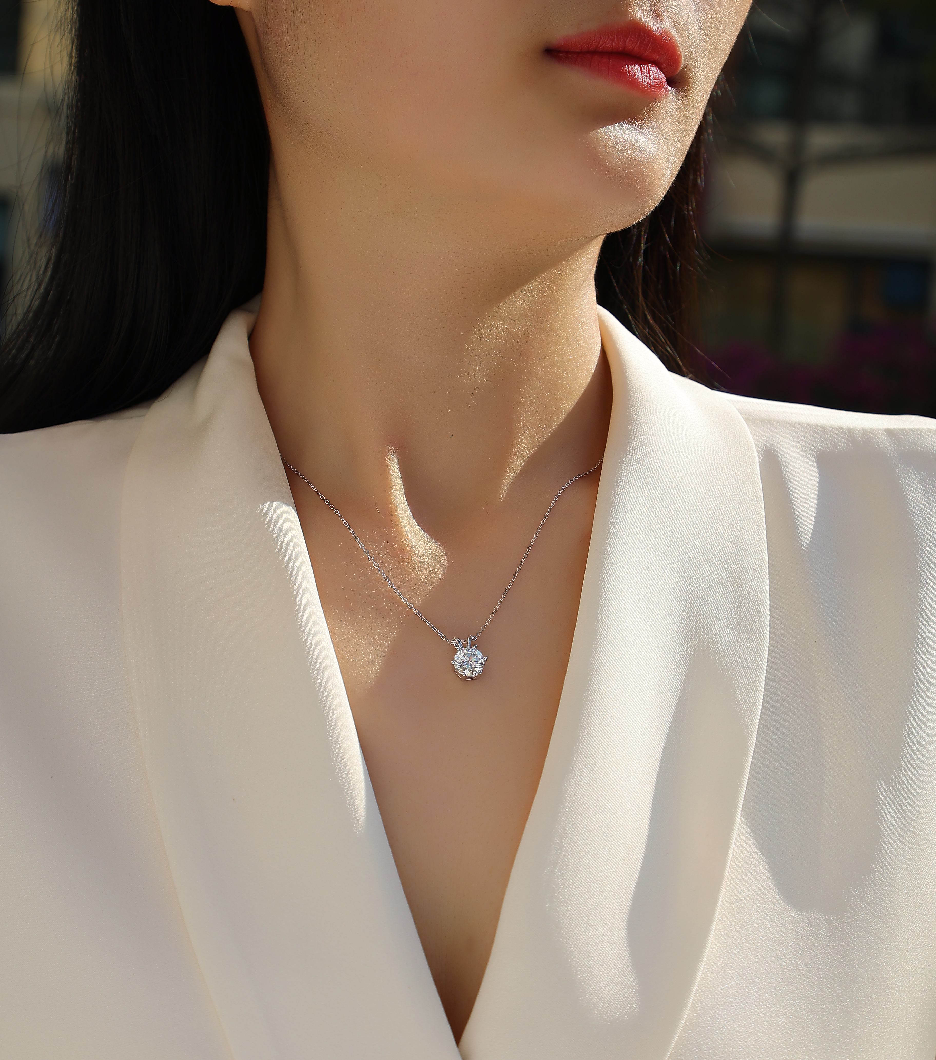 Romantic Mark: una collana pendente alla moda e alla moda con moissanite di alta qualità