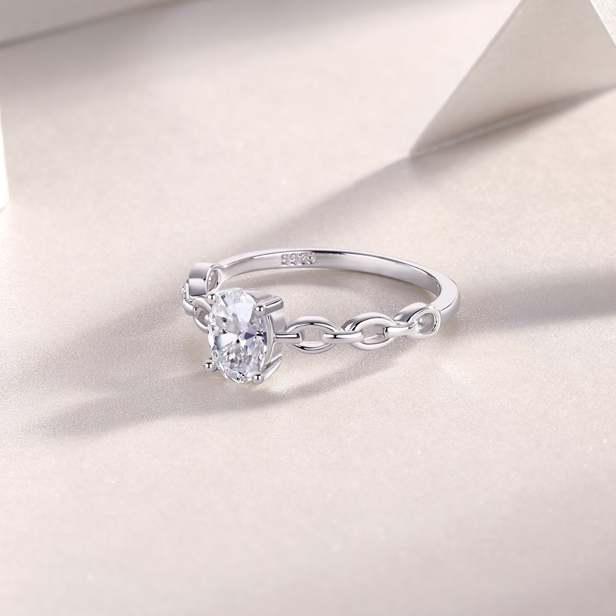 Rose - Set With Top-quality Moissanite, Silver And Platinum-plated Diamond Wedding Ring.