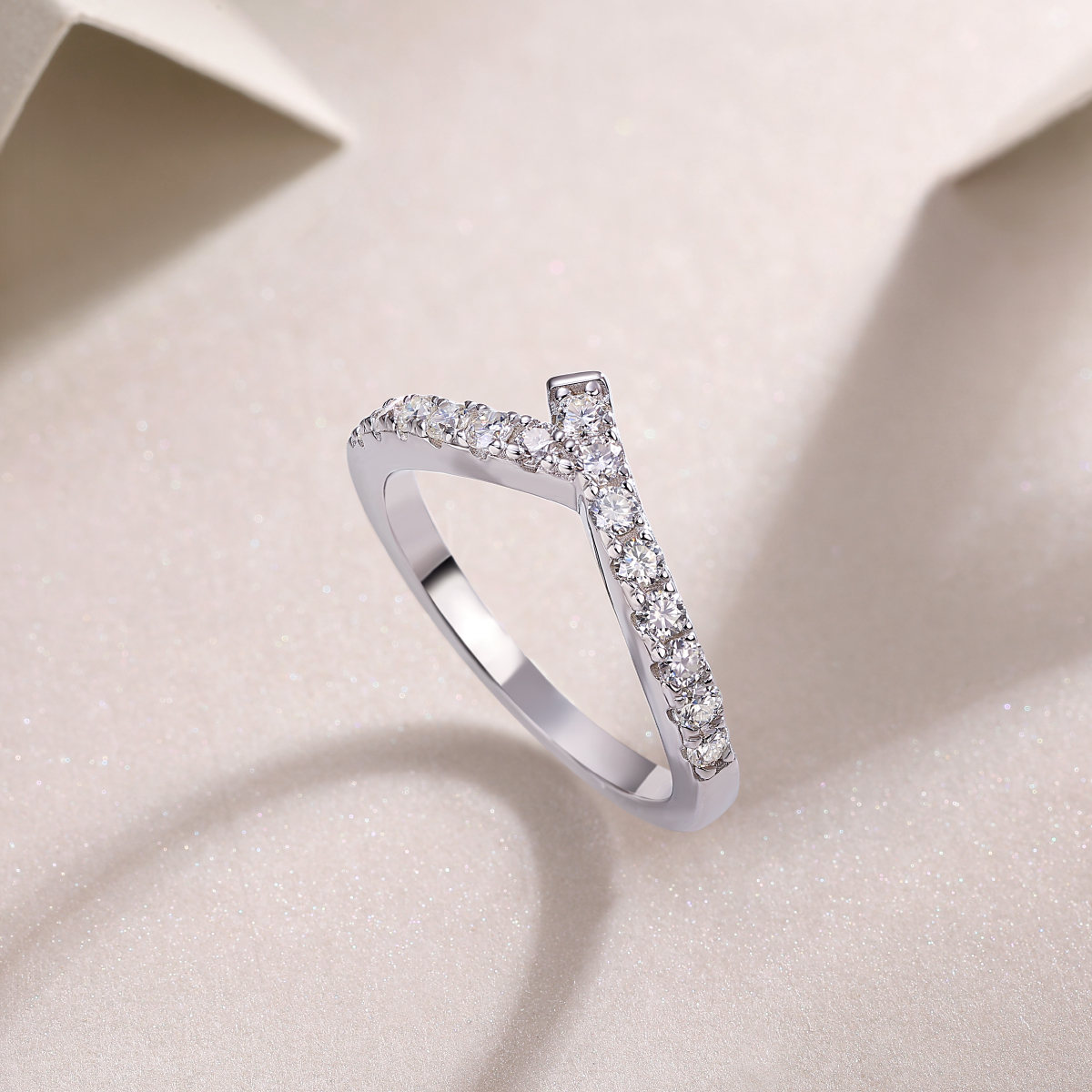 Rush - A Wedding Ring Set With Top-quality Moissanite Silver And Platinum-plated Diamond