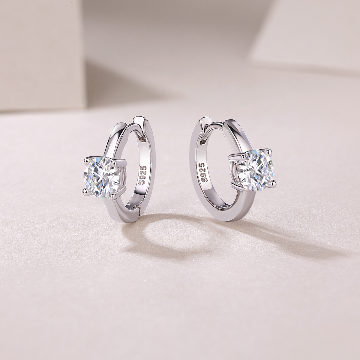 Set Out From The Heart - Earrings Set With 0.5-carat Top-quality Moissanite Silver And