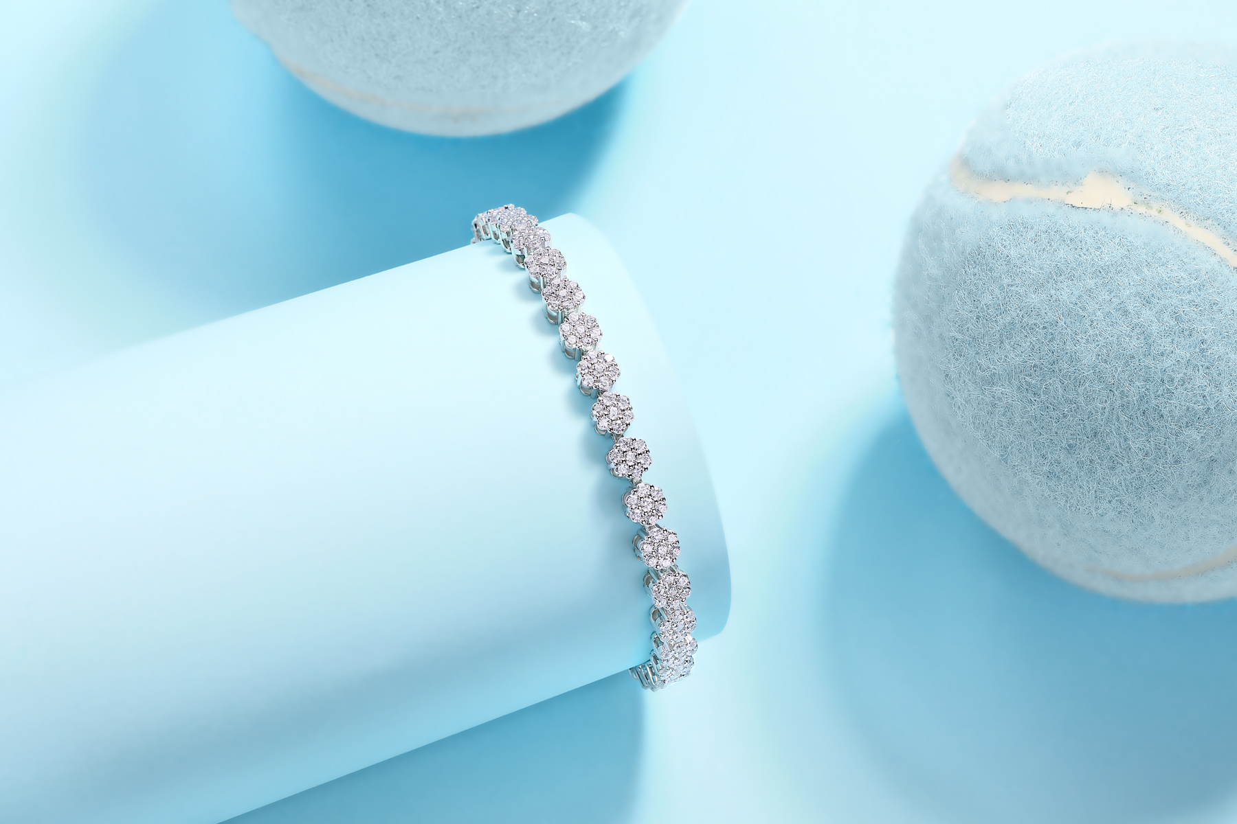 Set With Top-quality Moissanite, This Luxurious And Fashionable Light Luxury Trend Jewelry