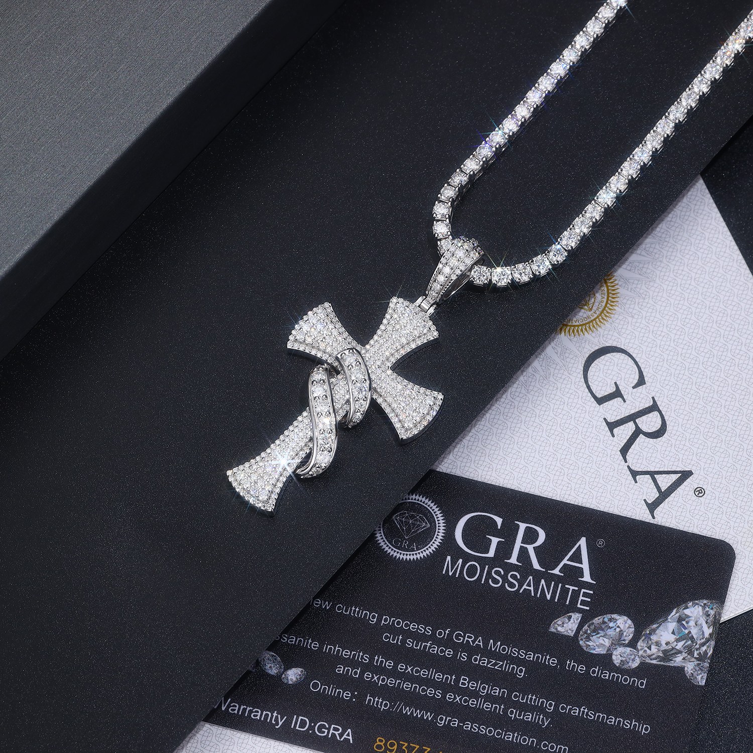 Set With Top-quality Moissanite, This Luxurious And Fashionable Light Luxury Trend Jewelry