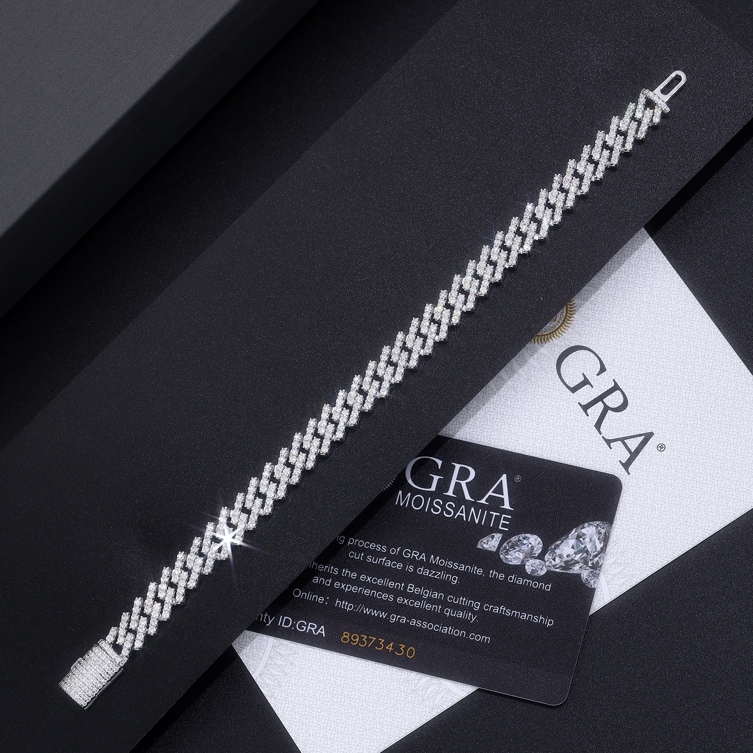 Set With Top-quality Moissanite, This Luxurious And Fashionable Light Luxury Jewelry