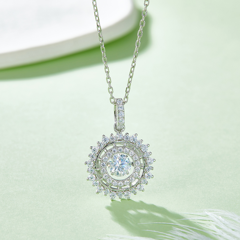 Set With Top-quality Moissanite, This Luxurious And Fashionable Light Luxury Trend Jewelry