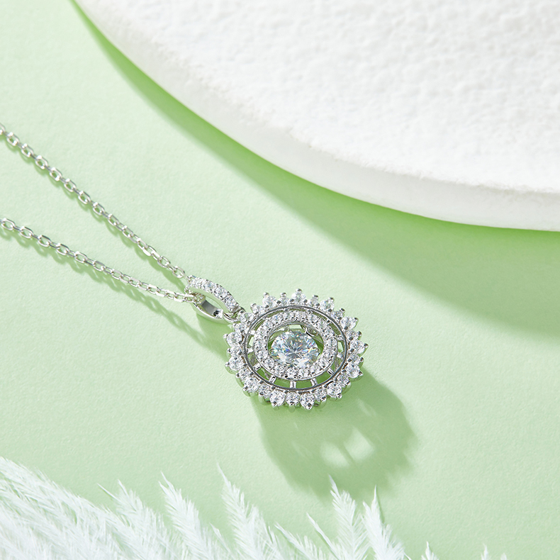 Set With Top-quality Moissanite, This Luxurious And Fashionable Light Luxury Trend Jewelry