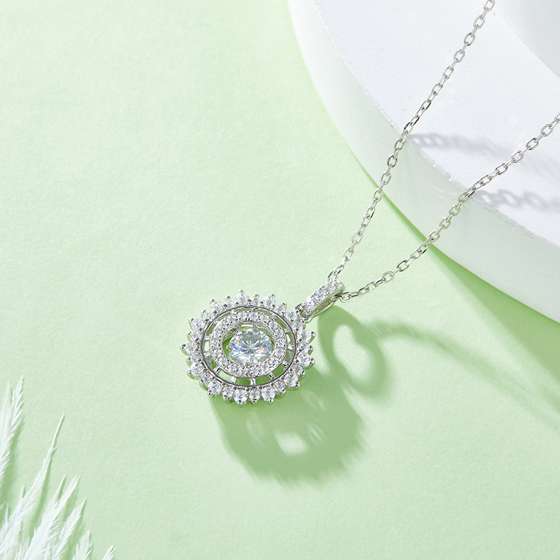 Set With Top-quality Moissanite, This Luxurious And Fashionable Light Luxury Trend Jewelry