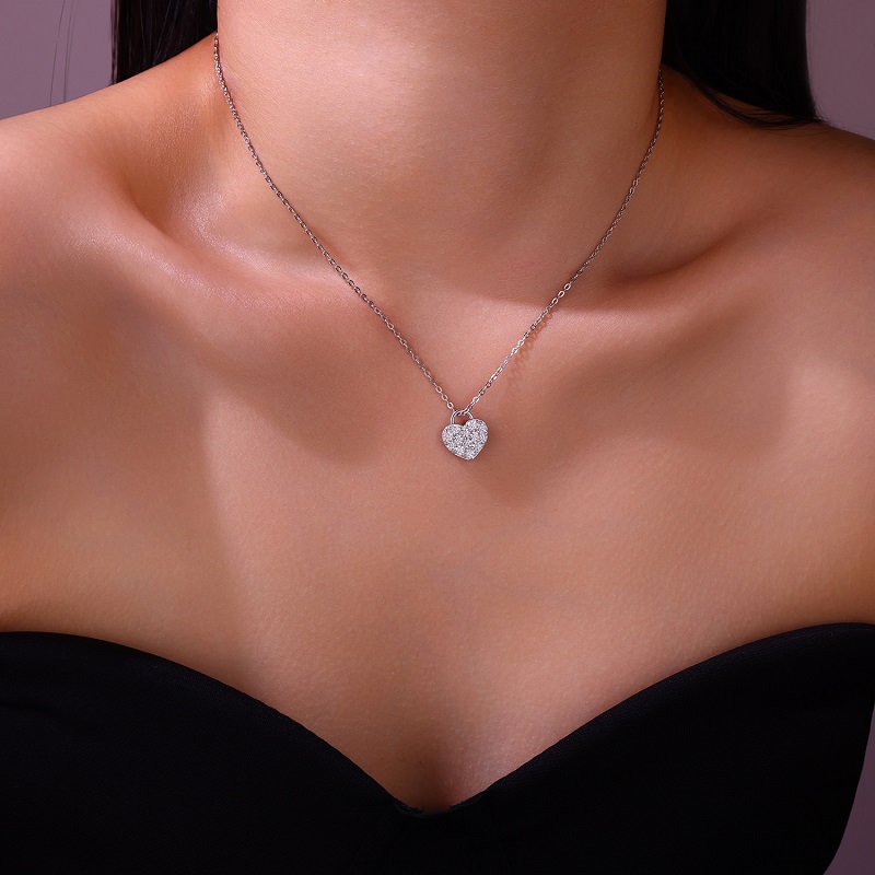 Set With Top-quality Moissanite, This Luxurious And Fashionable Light Luxury Trend Jewelry