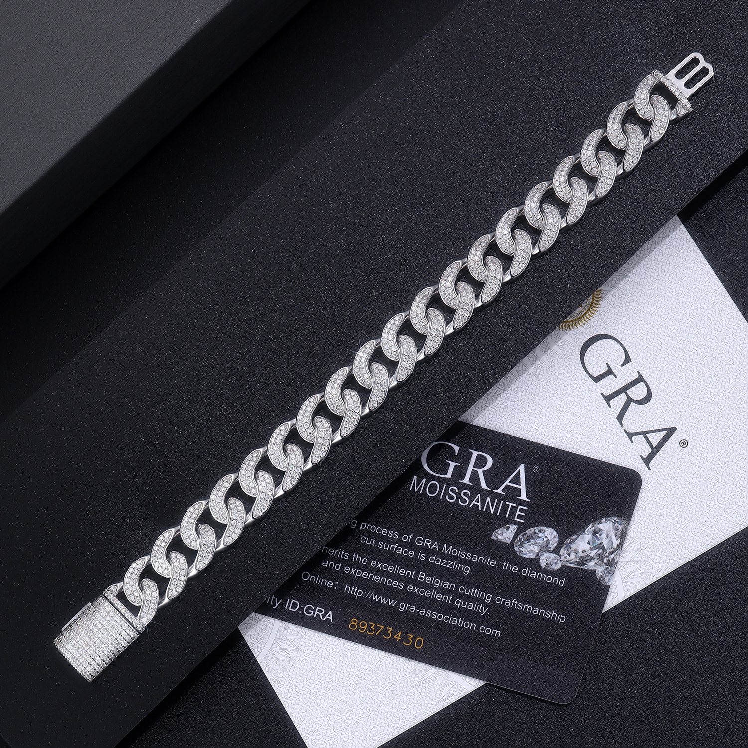 Set With Top-quality Moissanite, This Luxurious And Fashionable Light Luxury Jewelry