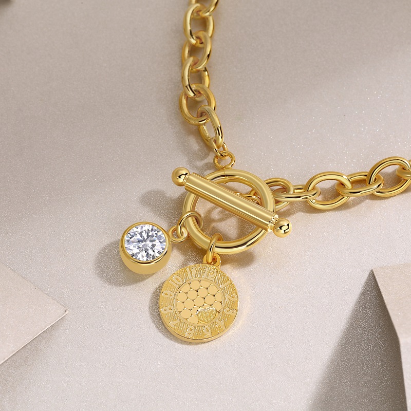 Set With Top-quality Moissanite, This Luxurious And Fashionable Light Luxury Trend Jewelry