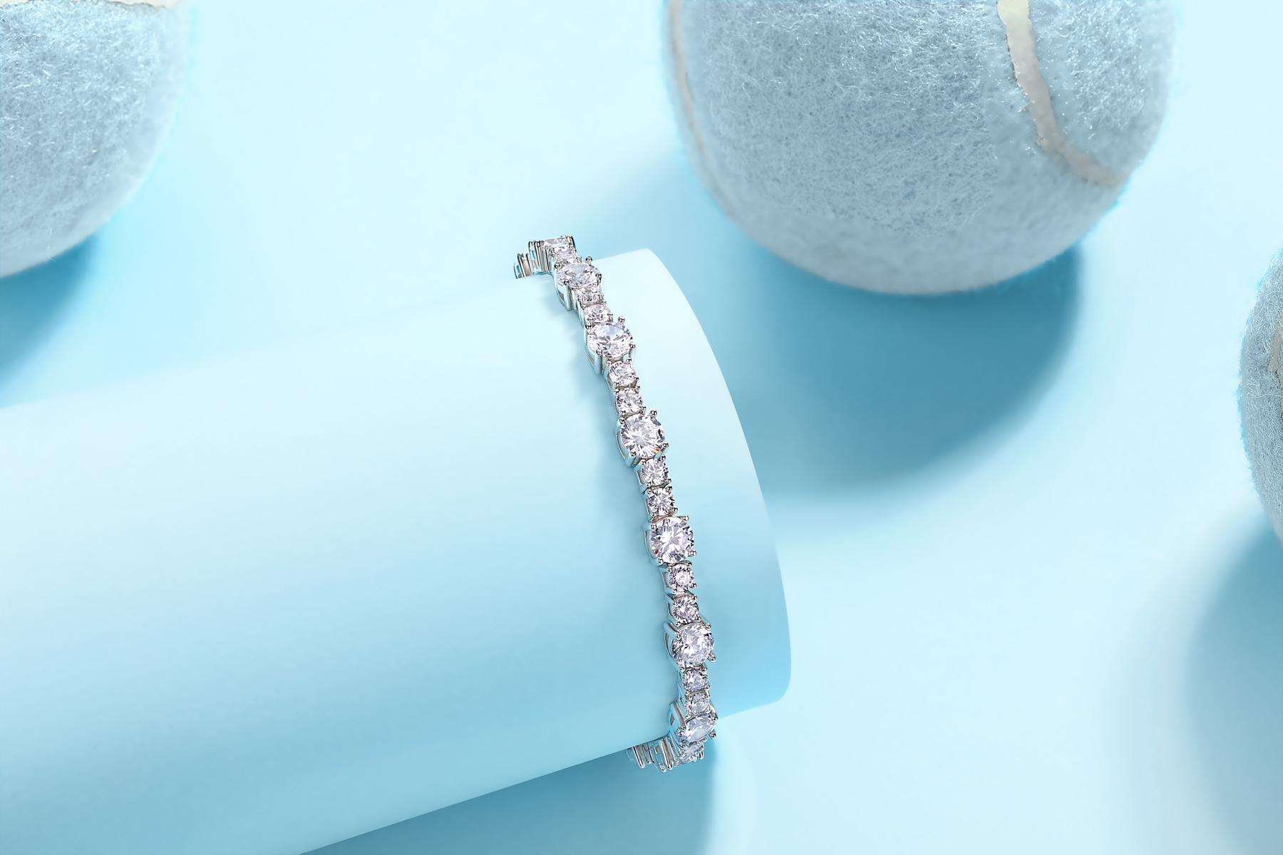 Set With Top-quality Moissanite, This Luxurious And Fashionable Light Luxury Trend Jewelry