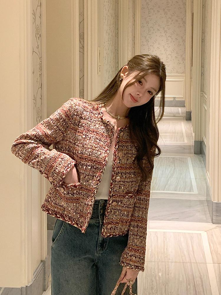 Shimmering Yarn-knit Wool Short Coat