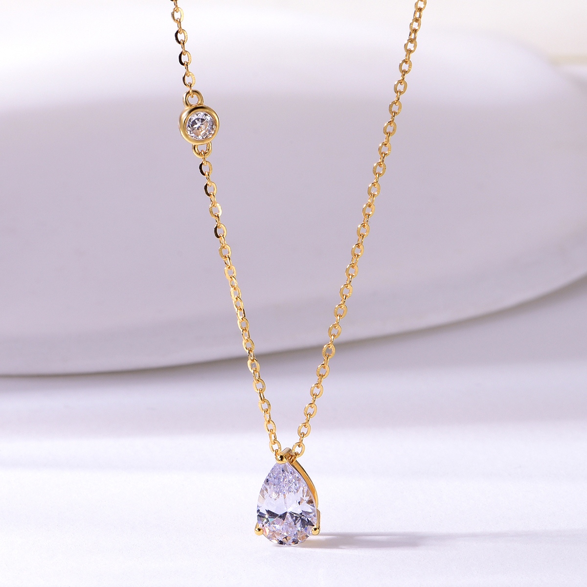 Silver Gold Plated Pear Moissanite Necklace, 6x8mm 1.25CT D VVS1 Stone, GRA Certified 45cm