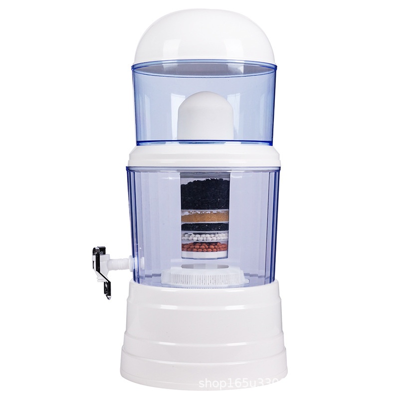 Einfacher und tragbarer Haushaltsfilter für die Wasserqualität