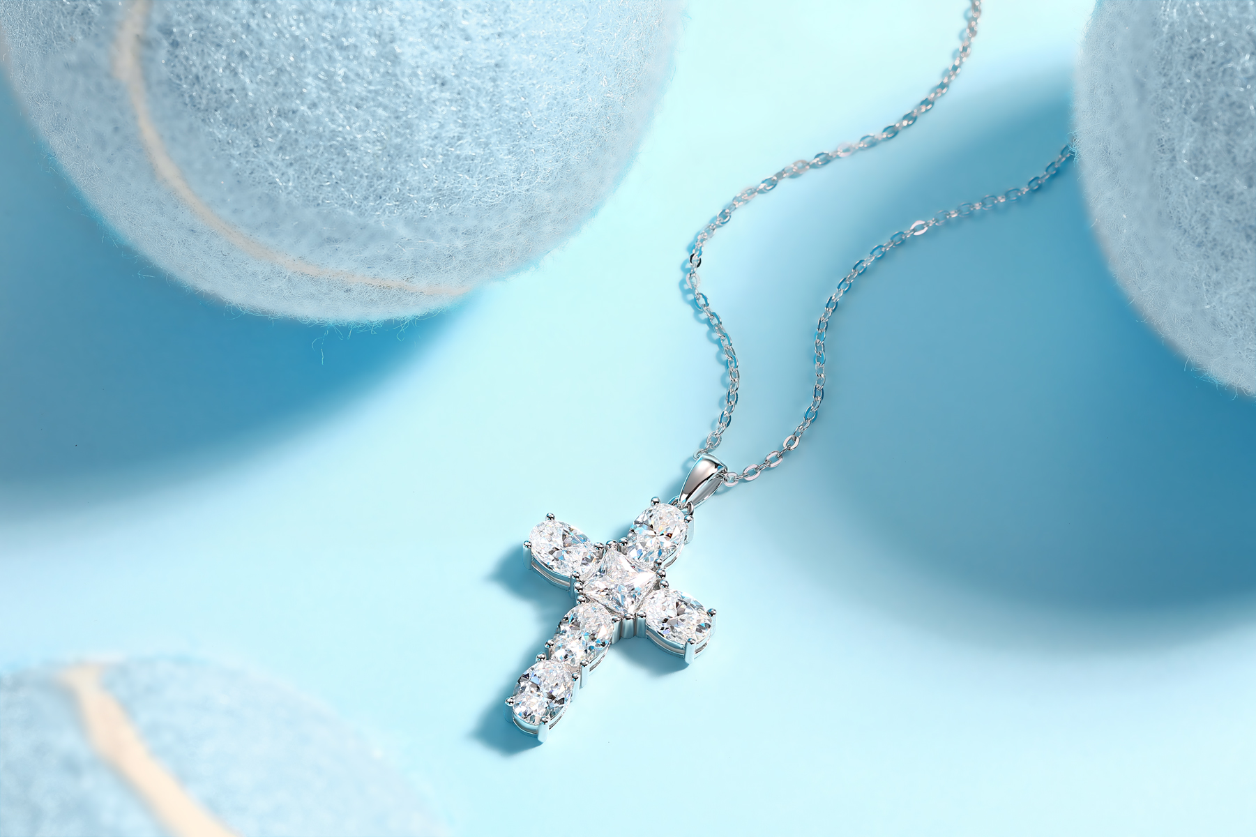 Soul Guidance - A Fashionable And Trendy Necklace Pendant Set With Top-quality Moissanite