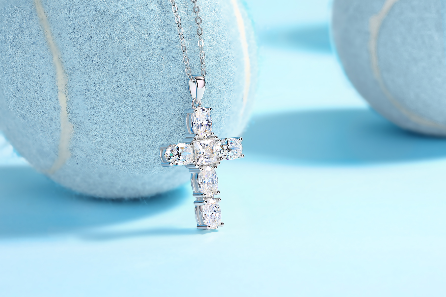 Soul Guidance - A Fashionable And Trendy Necklace Pendant Set With Top-quality Moissanite