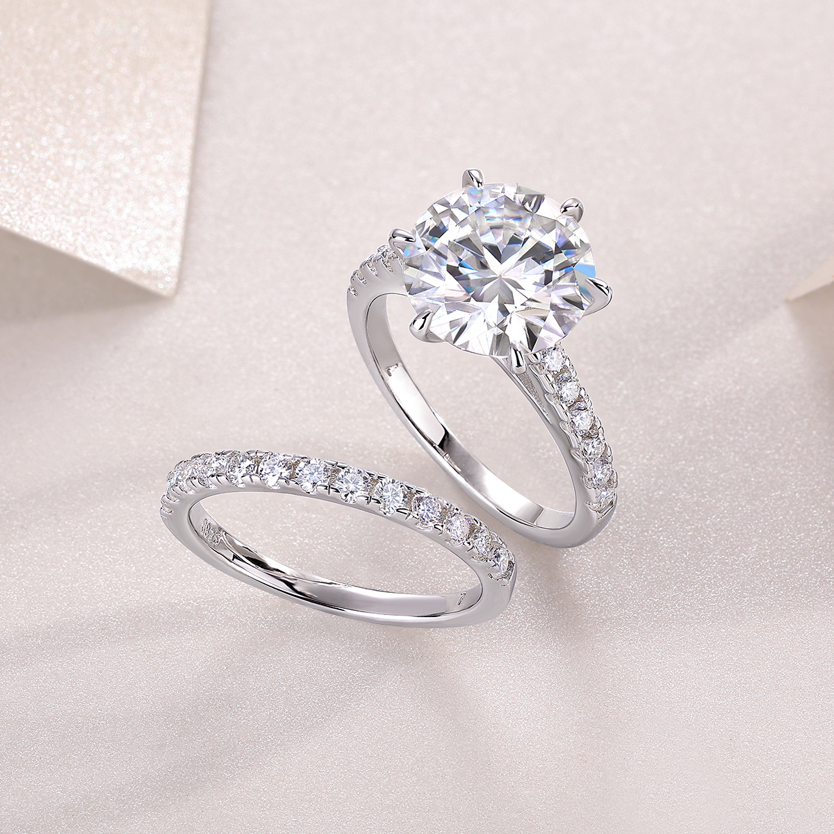 Star Double Dance - A 5-carat Silver Diamond Ring Set With Top-quality Moissanite And