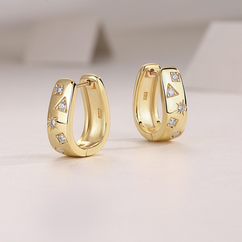 Star Track - Luxurious And Fashionable Minimalist Jewelry Earrings Featuring Top-quality