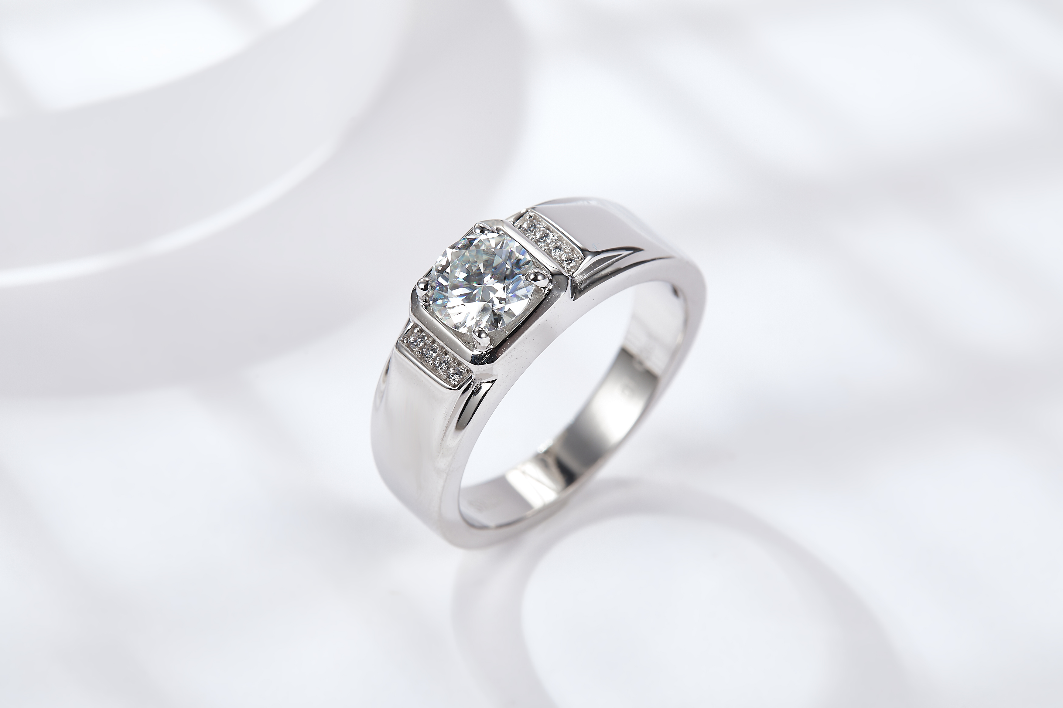 Sterling Silver 1ct Moissanite Men's Ring, D-VVS1 Wide Band With Side Stones, Platinum