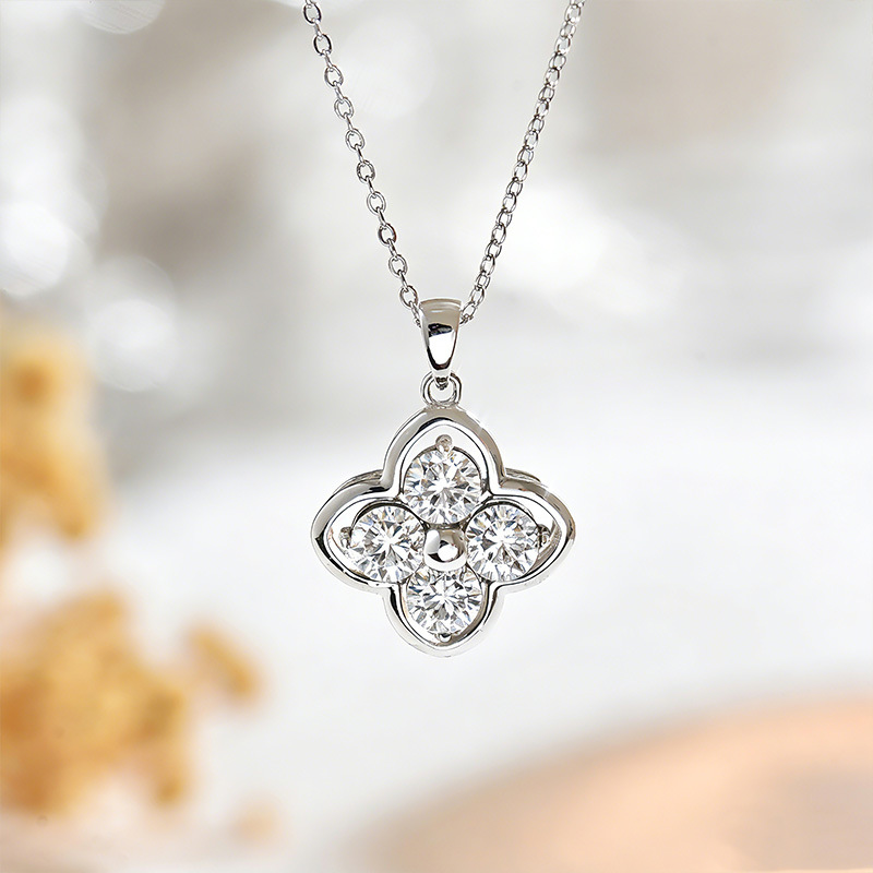 Sterling Silver 4pcs 5mm Round Moissanite Clover Necklace 45cm Platinum Gold Plated GRA