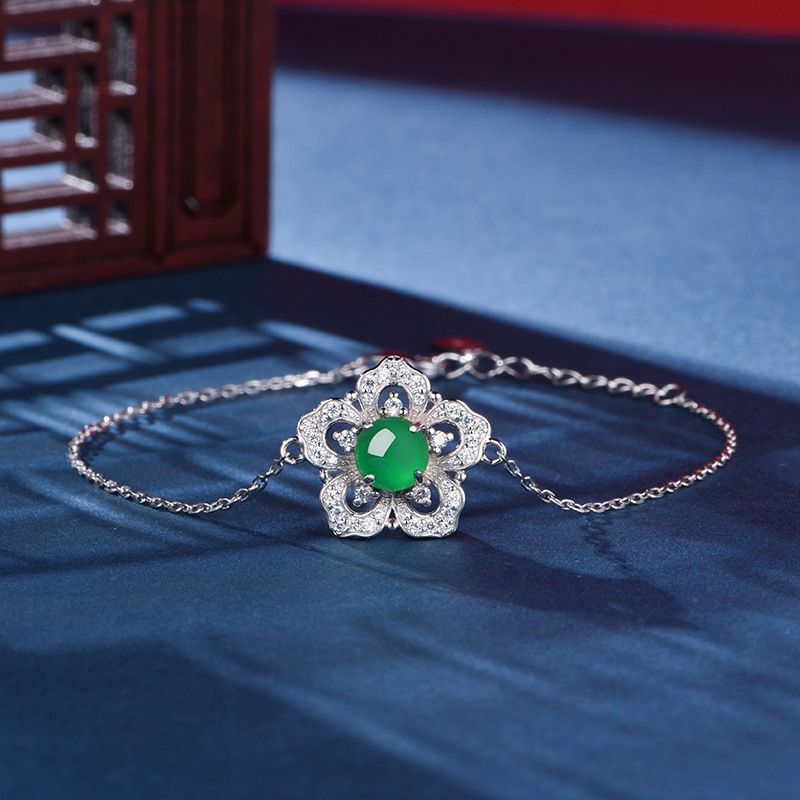 Sterling Silver Flower Clover Bracelet, 6mm Round Green Chrysoprase, Platinum Plated 19cm