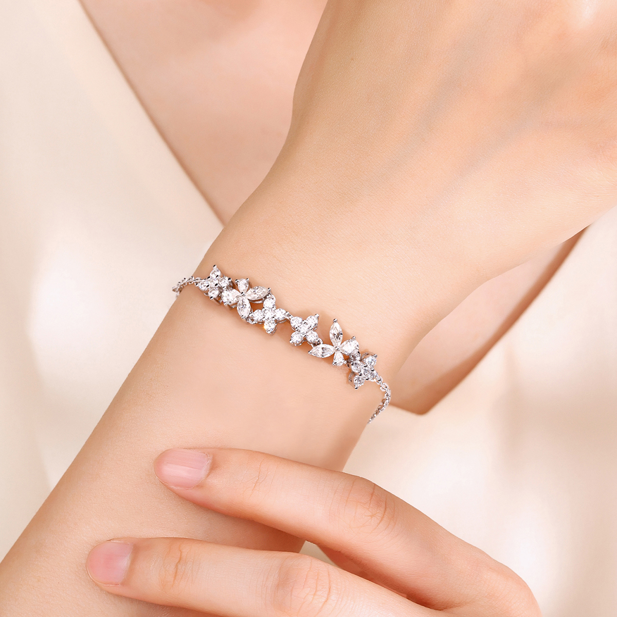 Sterling Silver Lab-Grown Gemstone Butterfly Bracelet 16cm Blue P Ink Moissanite Platinum