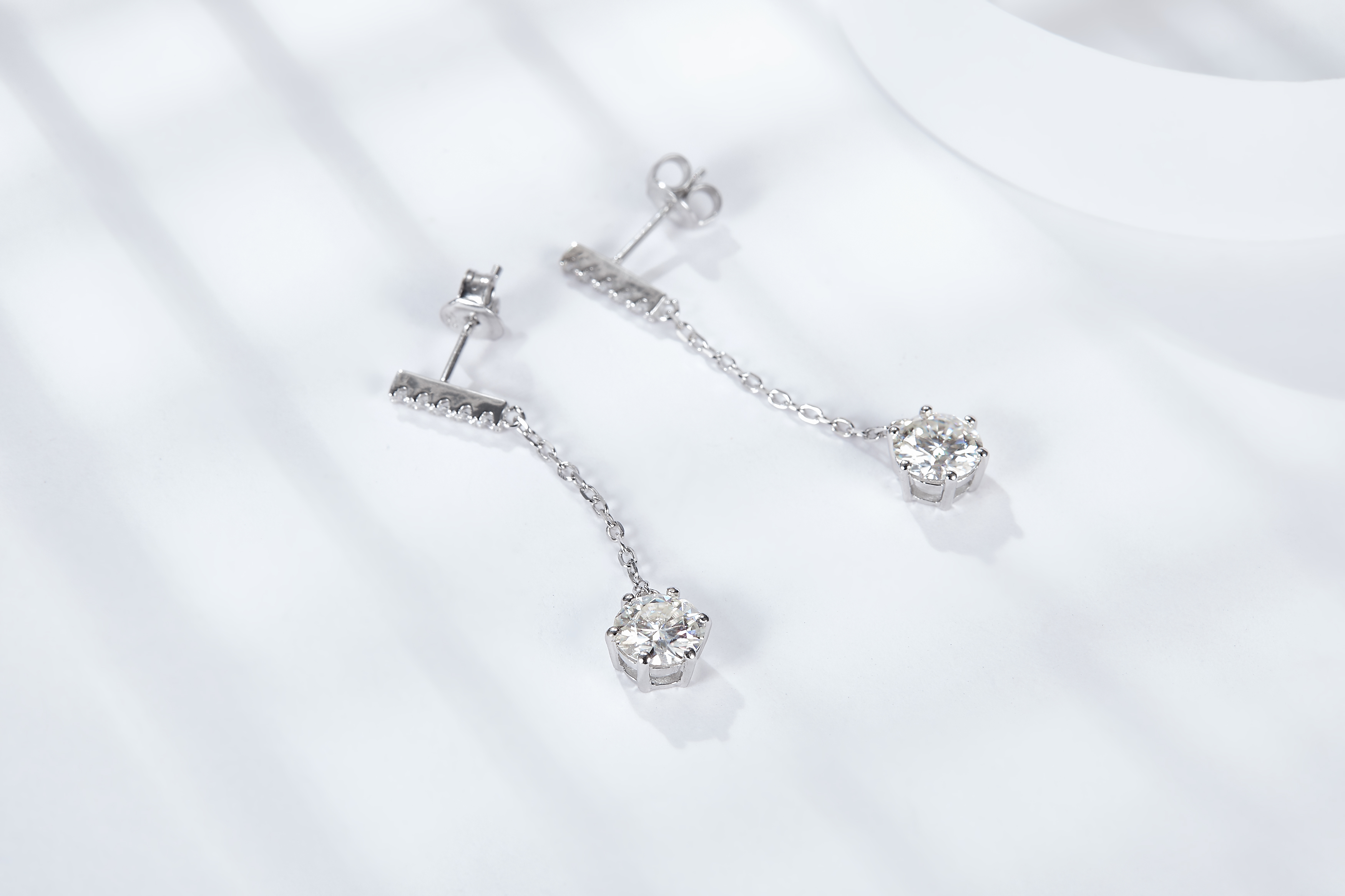 Sterling Silver Moissanite Chain Dangle Earrings 0.5 Or1CT Platinum Plated Long Drop