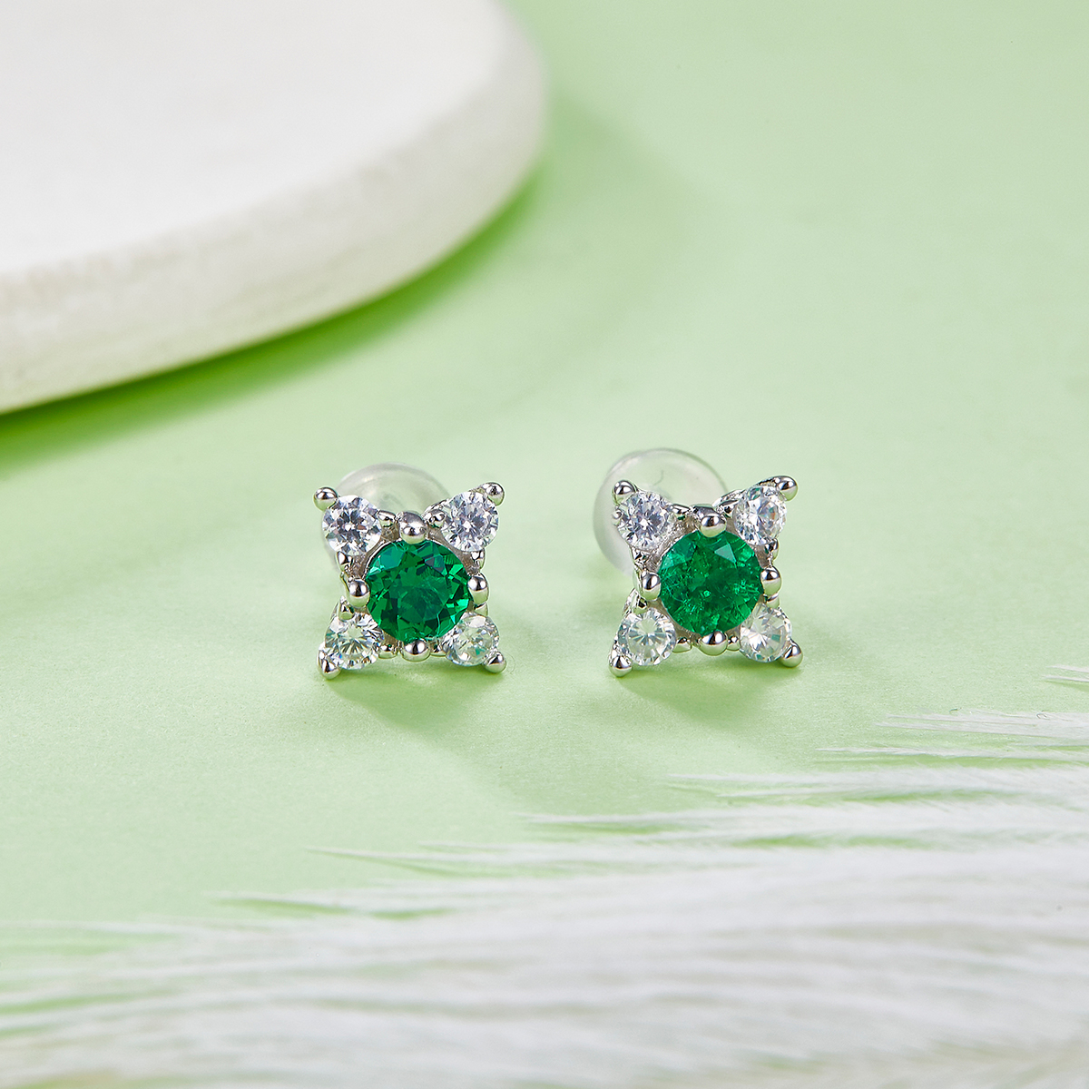 Sterling Silver Star Flower Stud Earrings, 3.5mm Lab-Grown Emerald, Platinum Plated 1g