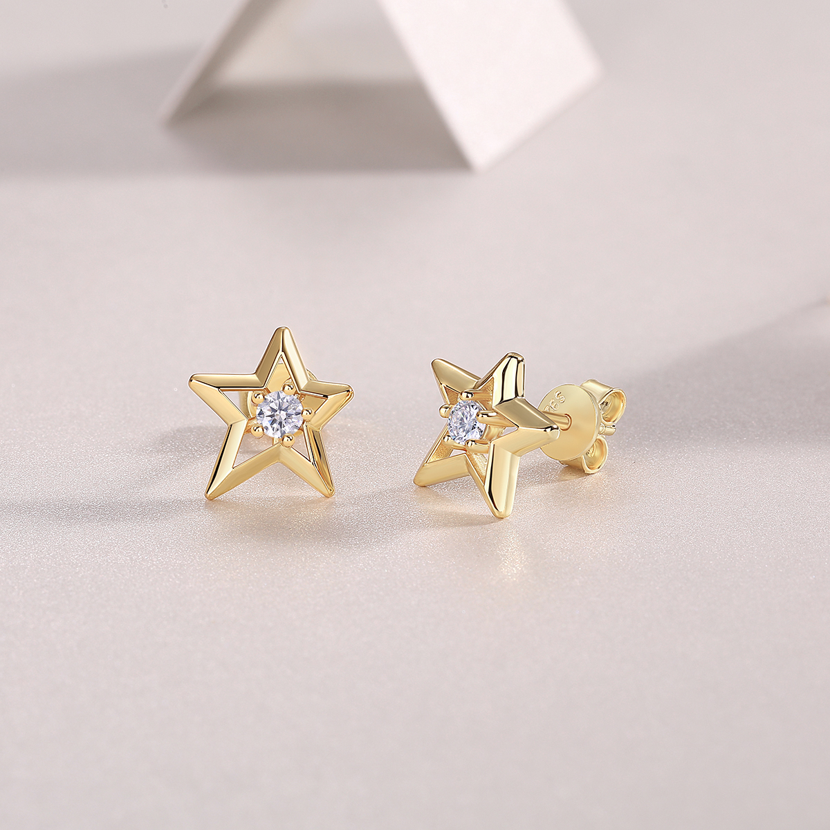 Sterling Silver Star Stud Earrings, 3mm D-VVS1 Moissanite, Platinum Plated 2.1g Women's