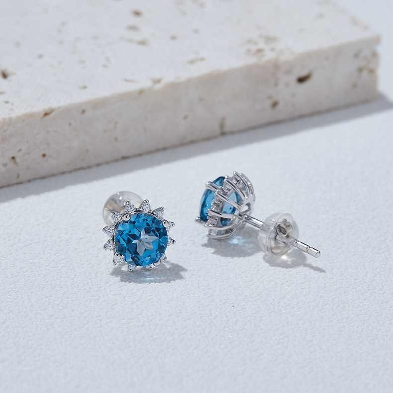 Sterling Silver Starburst Stud Earrings, 6mm Natural Blue Crystal, Platinum Plated 1.6g