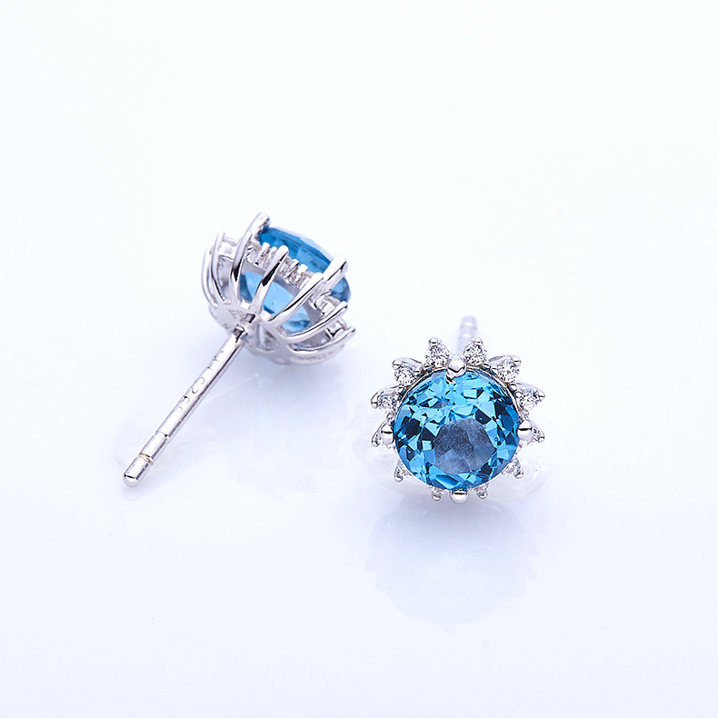 Sterling Silver Starburst Stud Earrings, 6mm Natural Blue Crystal, Platinum Plated 1.6g