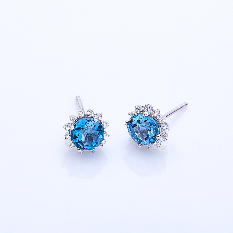 Sterling Silver Starburst Stud Earrings, 6mm Natural Blue Crystal, Platinum Plated 1.6g