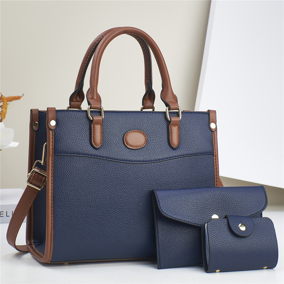 Stylish Three-Piece Shoulder Bag Set Mother-and-Child Bags