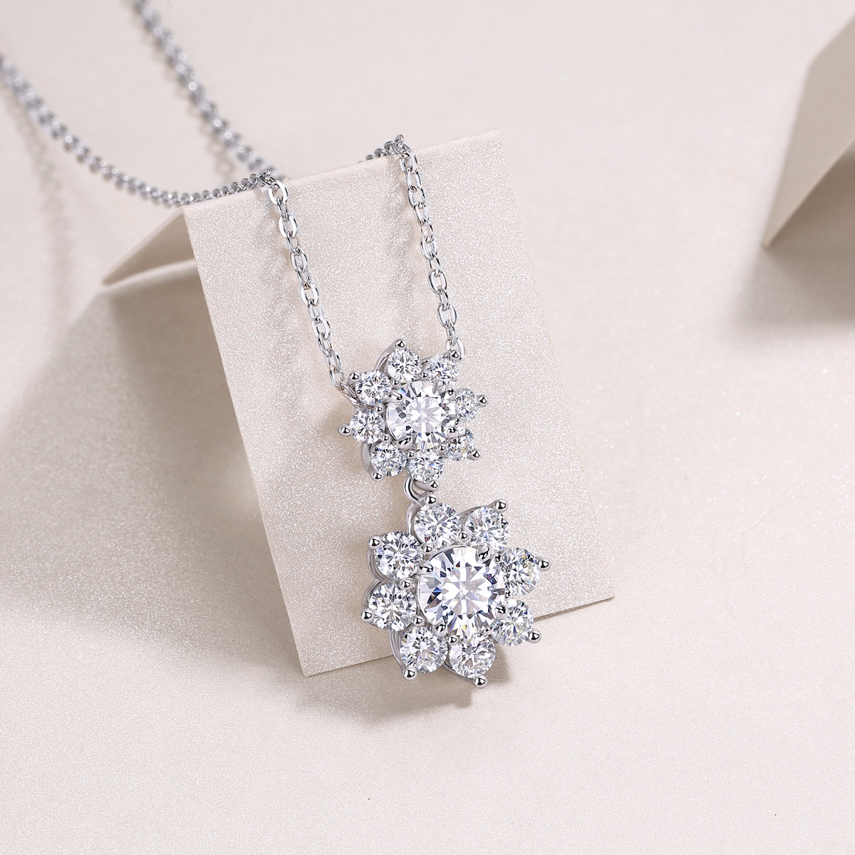 Sunshine Flower Language – ein modisches und trendiges Halsketten-Anhänger-Set mit Top-Qualität