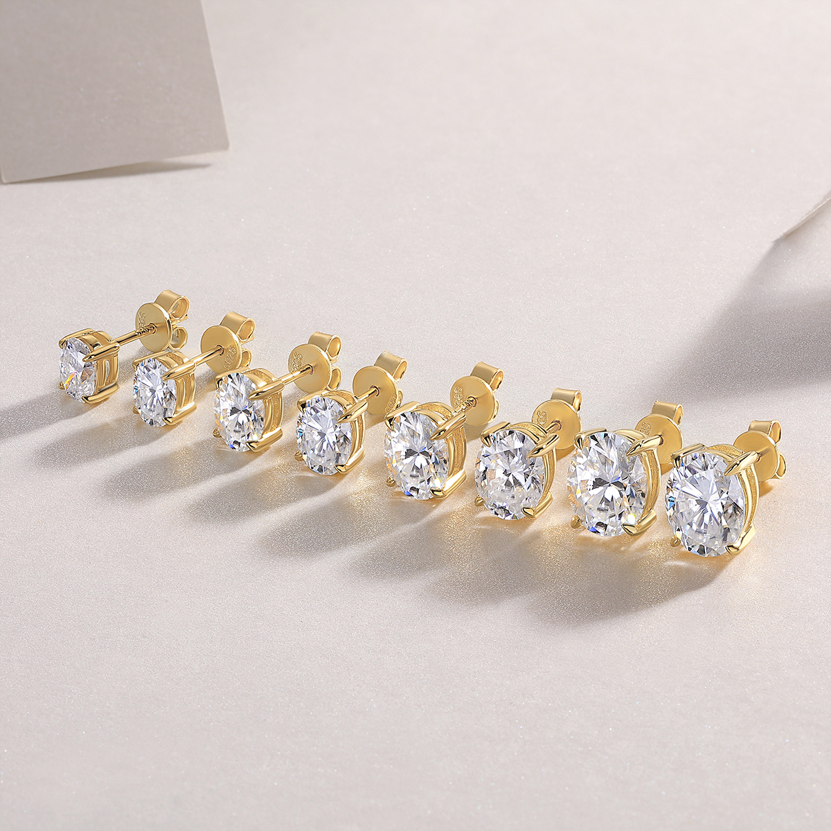 The Charm Of Art - Premium Moissanite Luxury Fashion Light Luxury Jewelry Silver Stud
