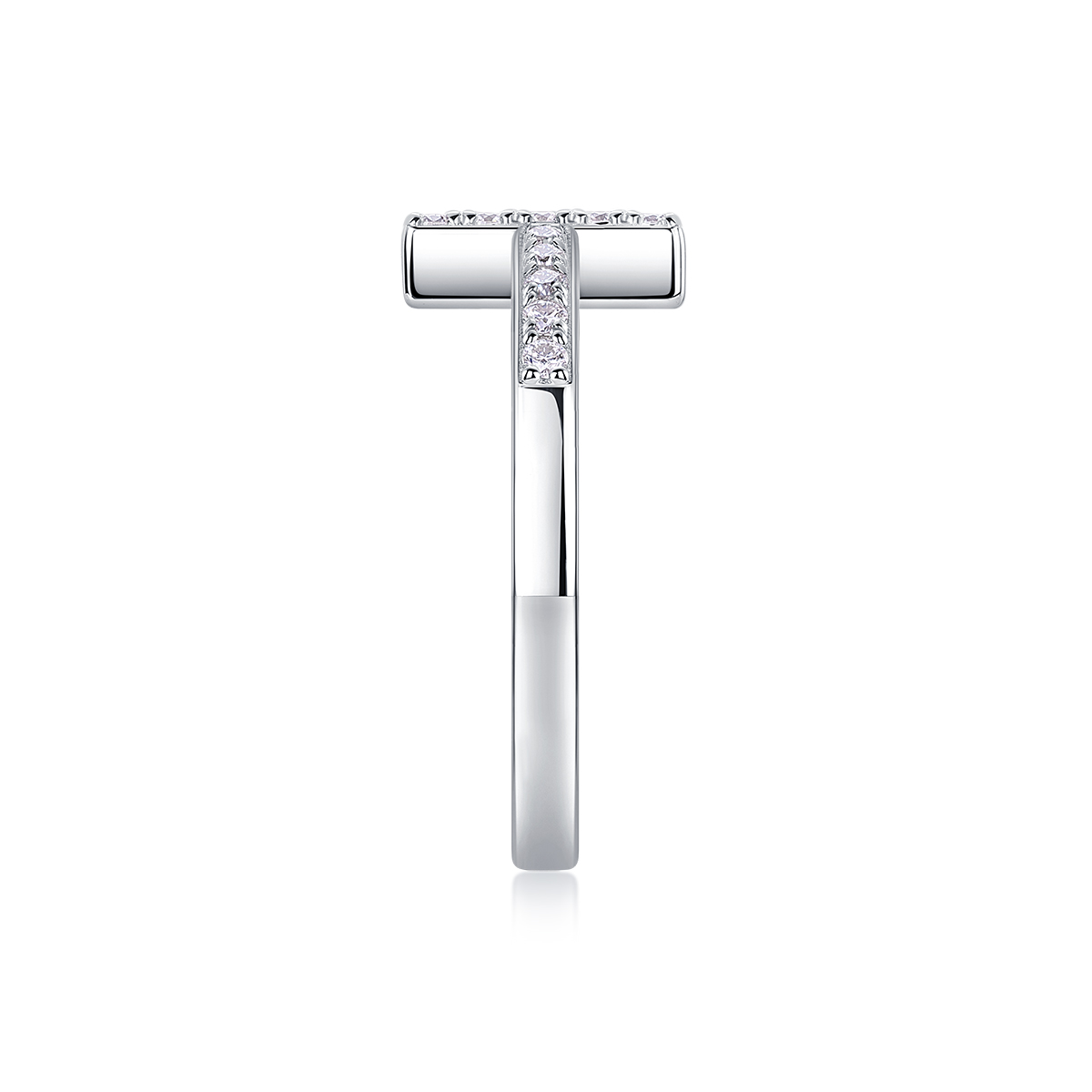 The Holy Light Cross - A Wedding Ring Set With Top-quality Moissanite In Silver And