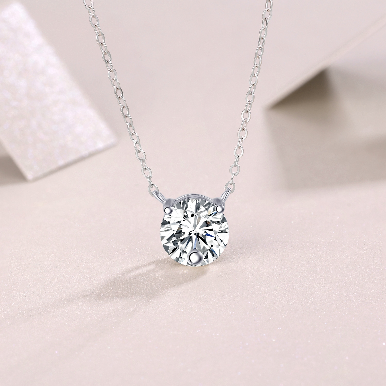 Time Chain - A Fashionable And Light Luxury Jewelry Pendant Necklace Set With Top-quality