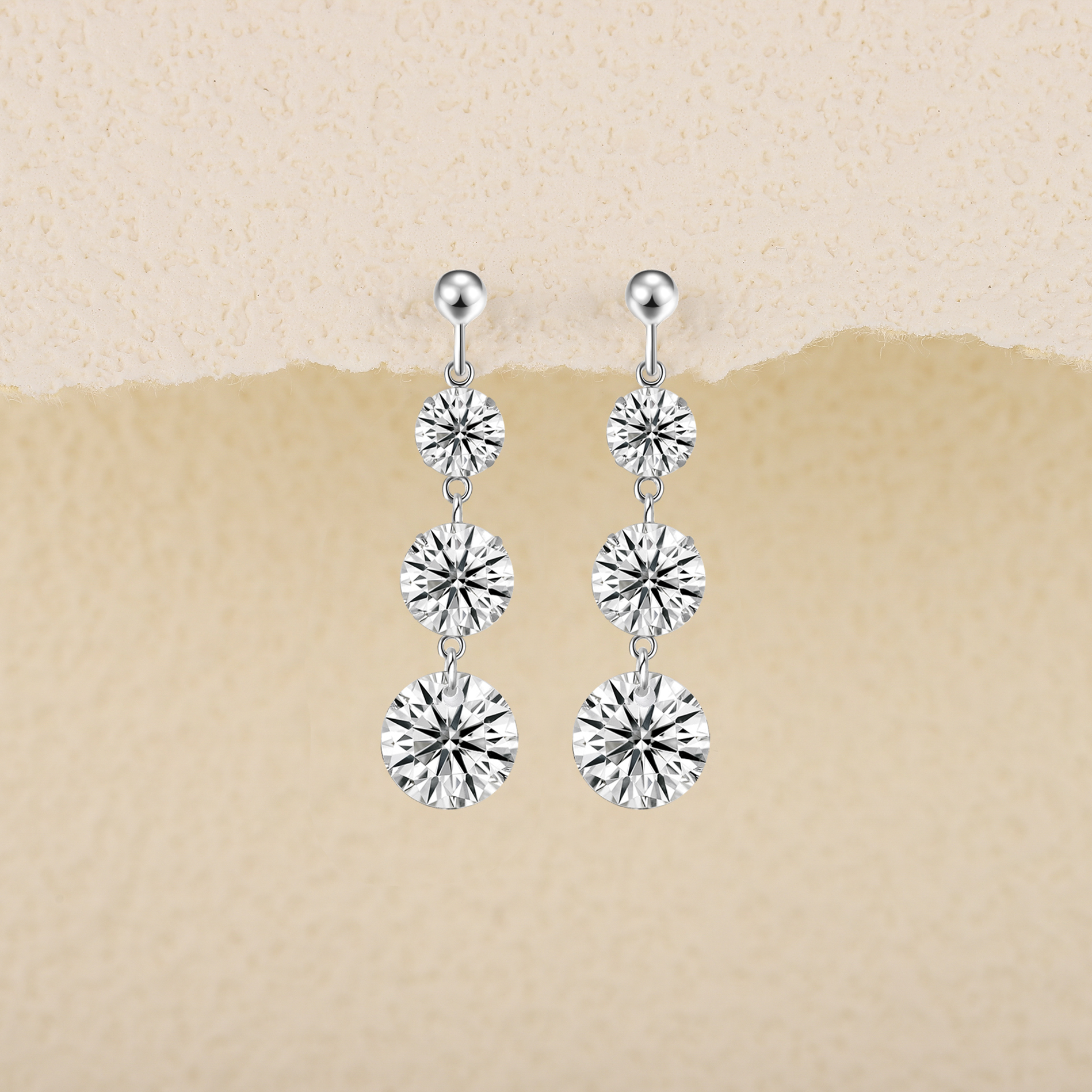 Top-quality Moissanite Luxury And Fashionable Light Luxury Jewelry Silver Stud Earrings