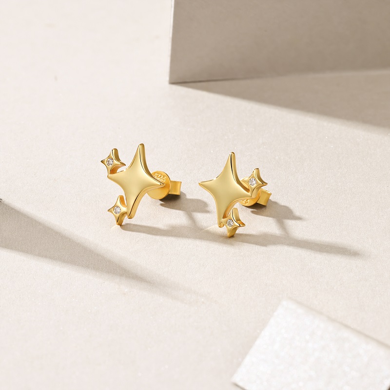 Top-quality Moissanite Luxury And Fashionable Light Luxury Jewelry Silver Stud Earrings